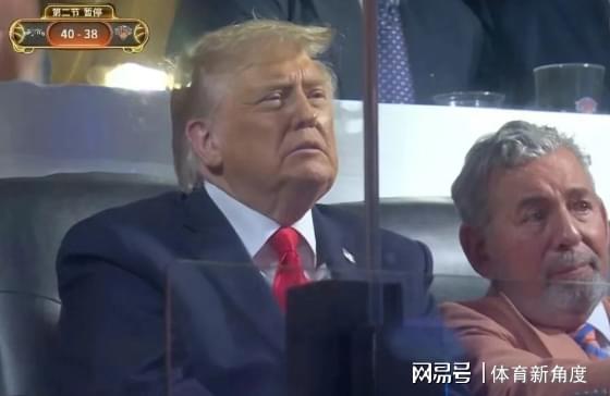 小威将搭档穆霍娃出战柏林女双