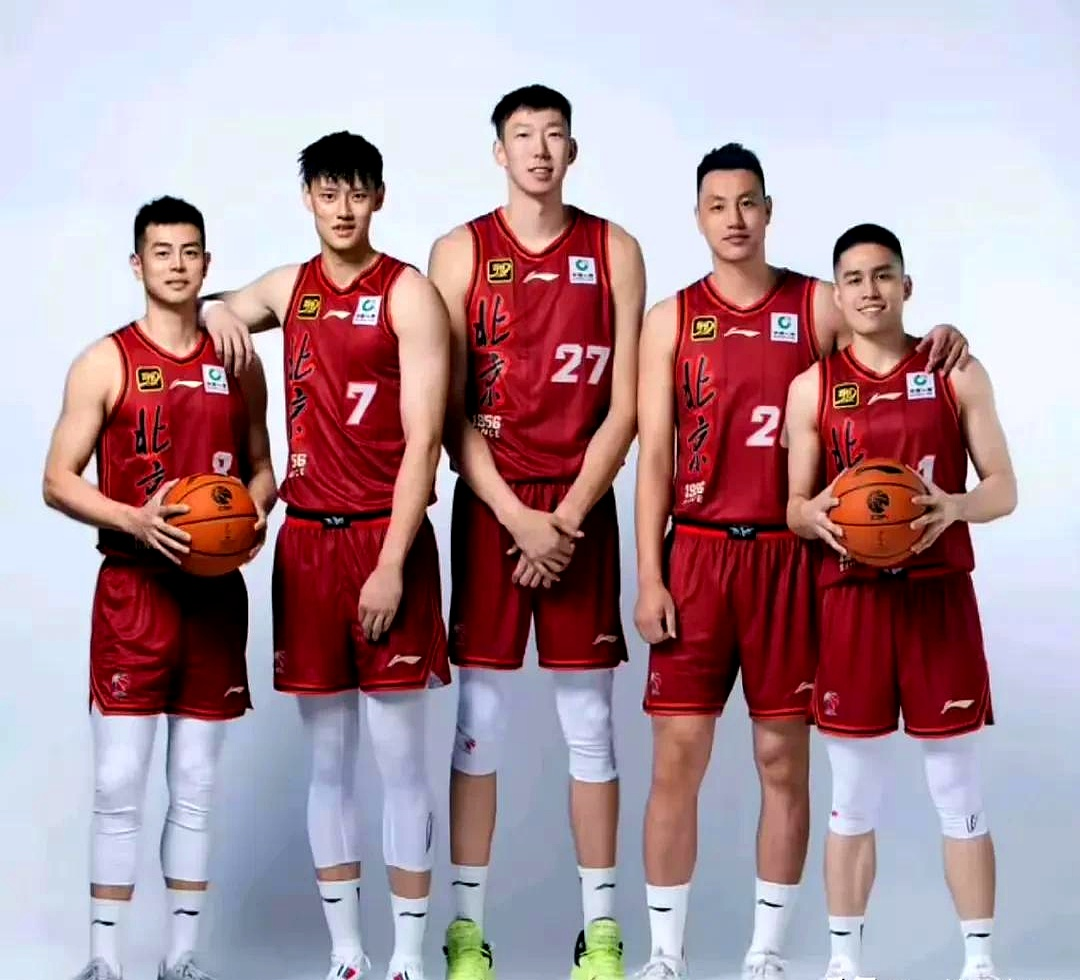 西蒙尼盛赞阿尔瓦雷斯,马竞欲以其为核心建队