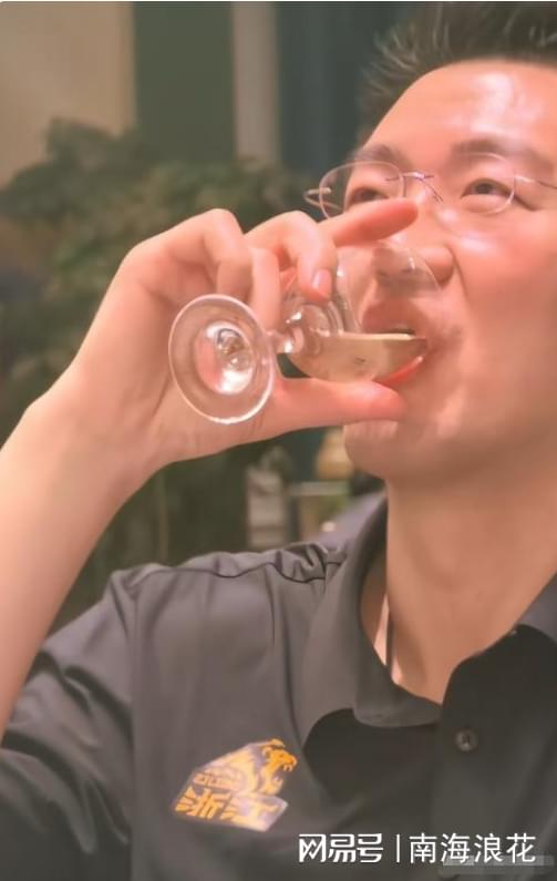 Sidery：鹈鹕对特雷