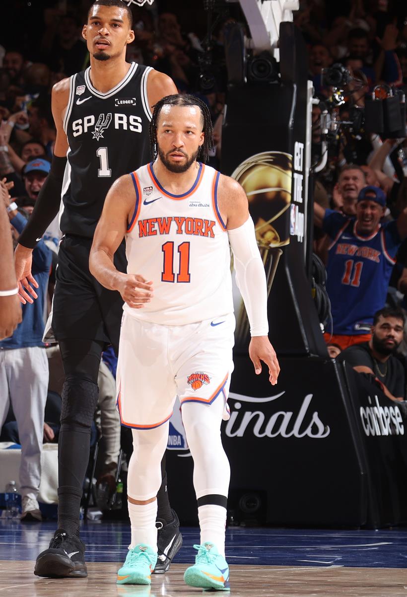 拿下NBA总冠军的纽约尼克斯队，还是联盟赚钱高手