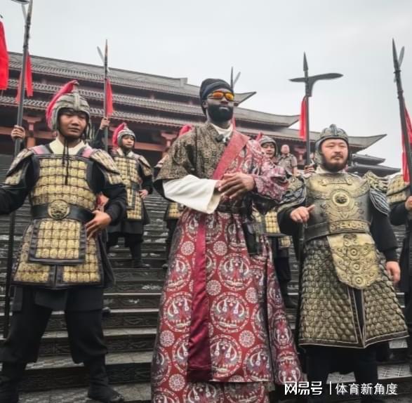 斯普利特接任公牛主帅,开拓者时代落幕