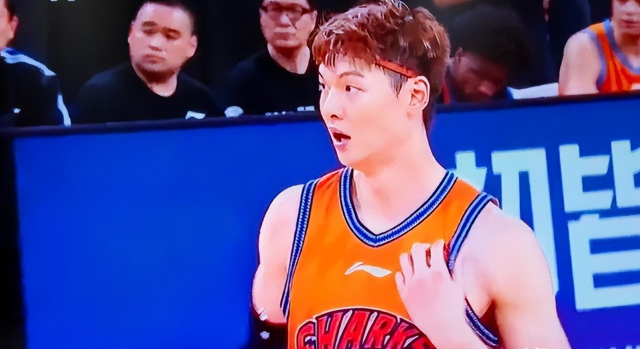 95年魔术豪取57胜,季后赛淘汰乔丹,为何却在总决赛惨遭4:0横扫