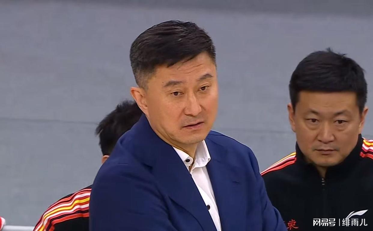 布伦森狂砍45分创队史总决赛得分纪录,尼克斯时隔53年圆梦总冠军