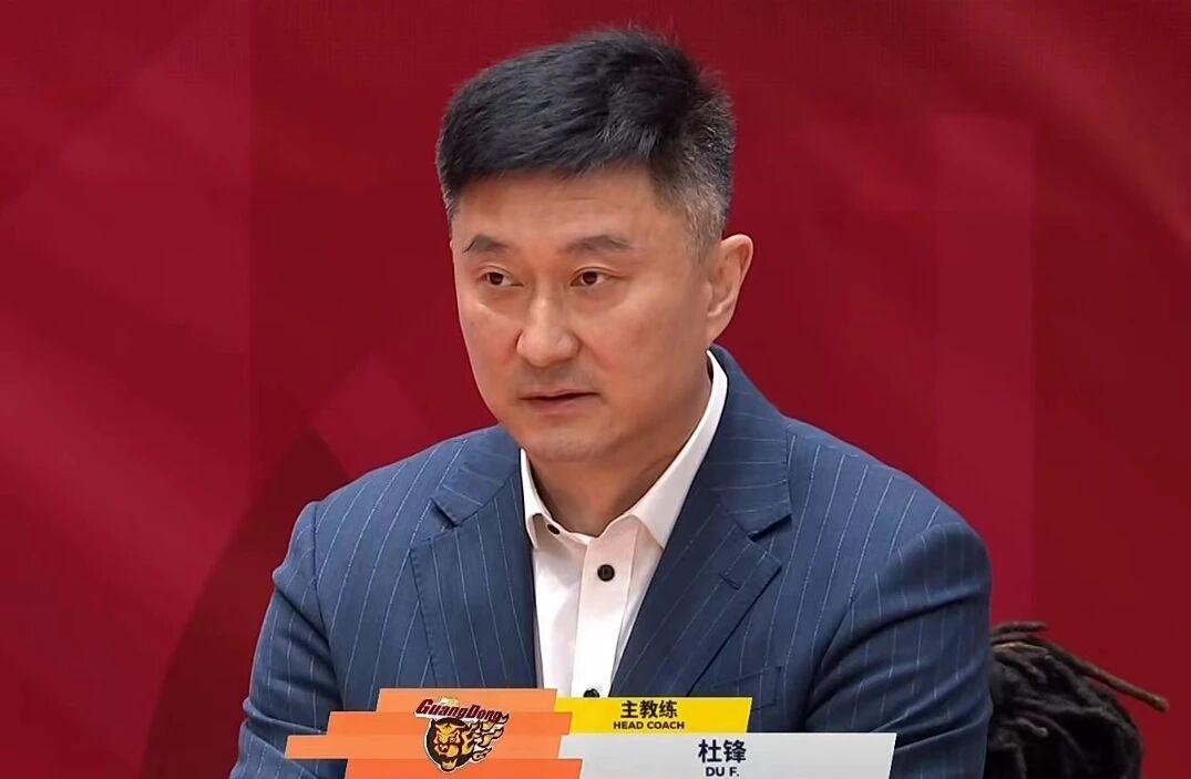 生涯进球数超越卡钦斯，格里娜升至历史第12