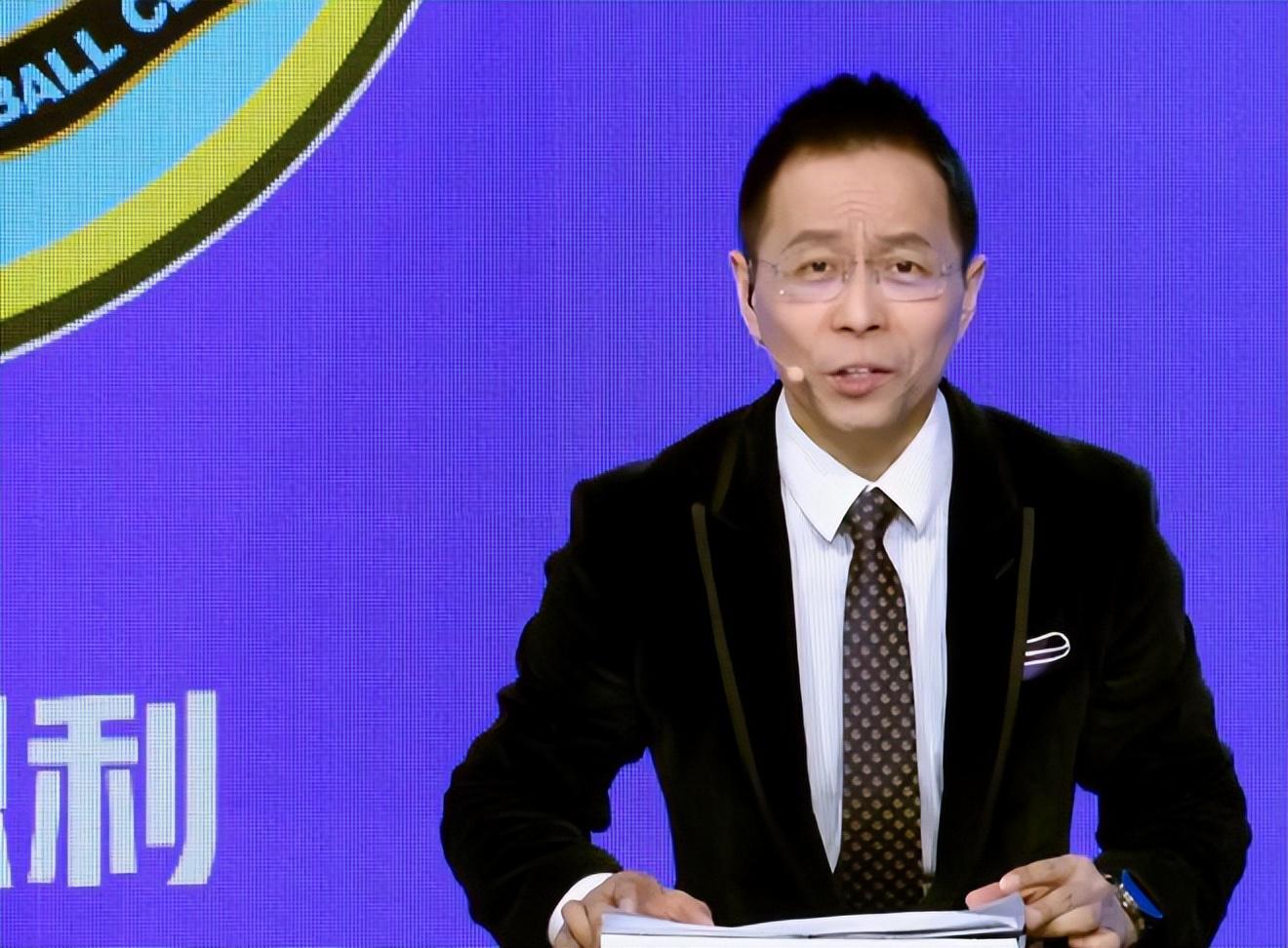 星空体育-国王7号签瞄准控卫阿库夫
