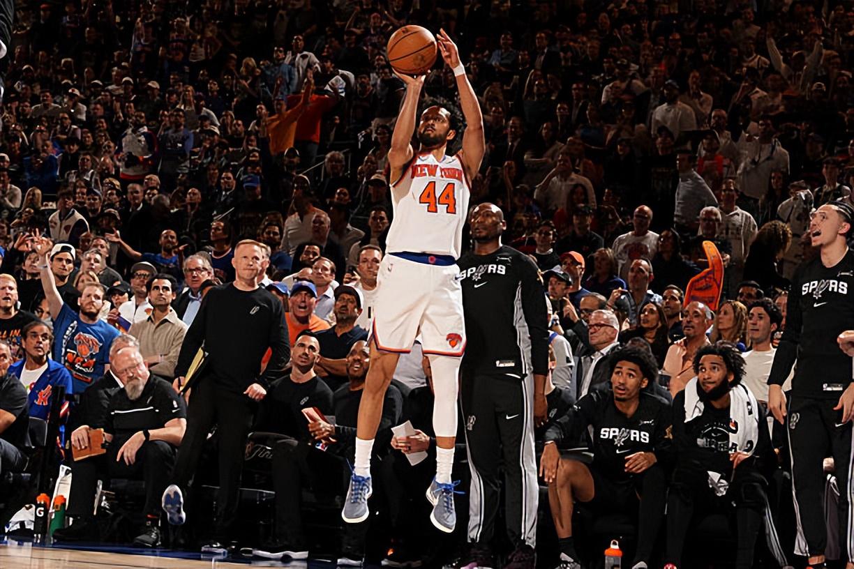 名记：如果争夺字母哥无果，热火将转投伦纳德、莫兰特或特雷