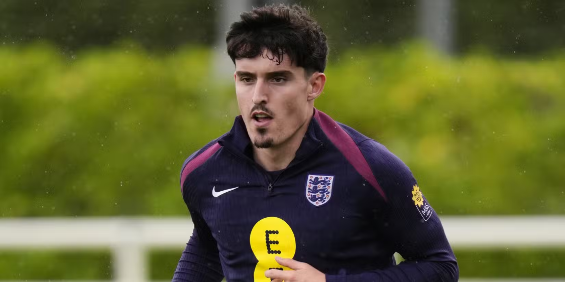 总决赛G5裁判名单出炉,哈珀迎来神级里程碑,文班亚马放狠话