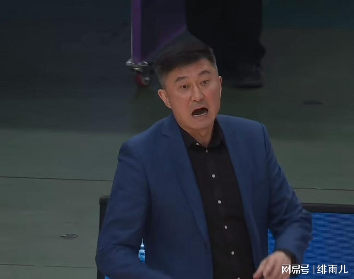 选秀临近 雄鹿开放字母哥交易