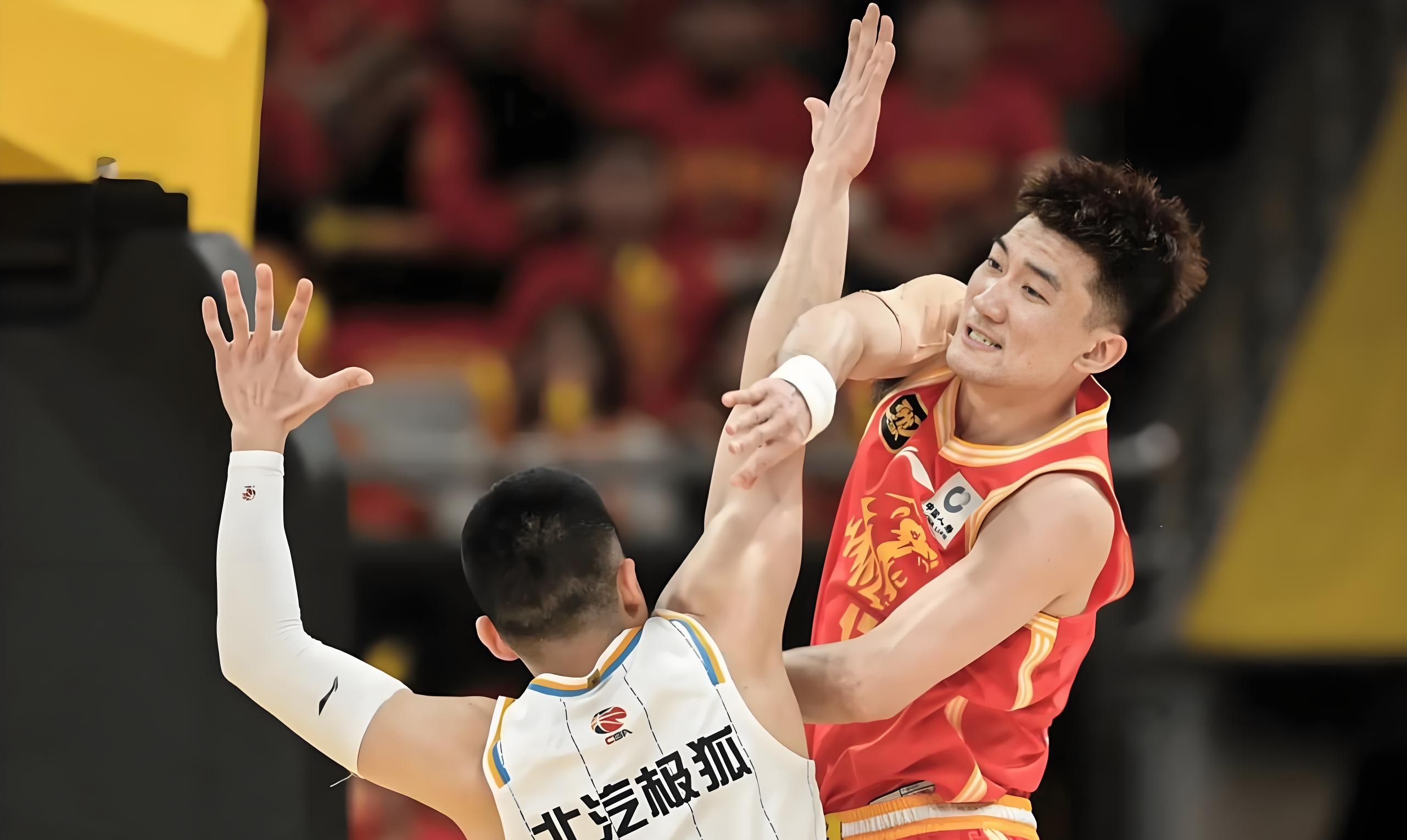 尽管季后赛五年内四次被库里淘汰出局,但哈登表现完胜库里?