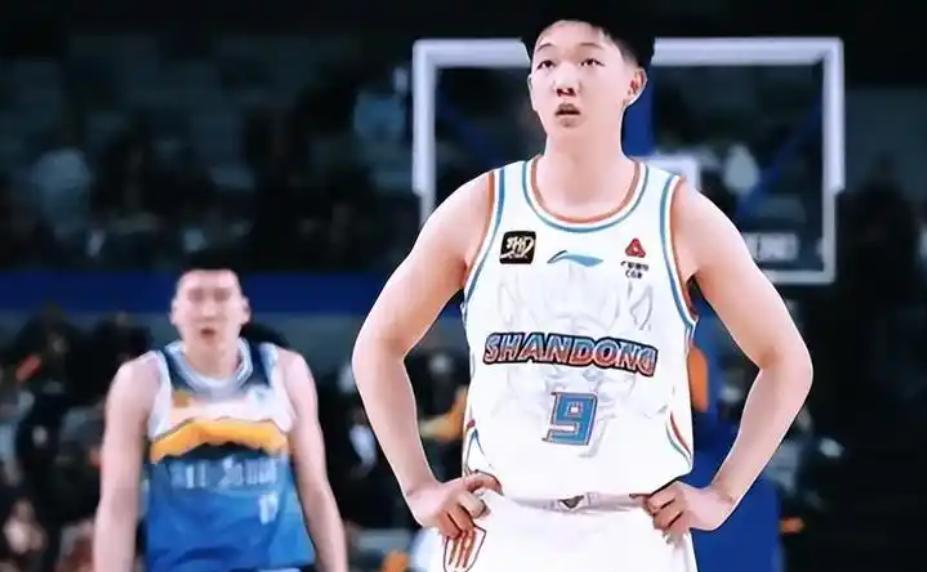 格林评文班亚马赛后离场争议
