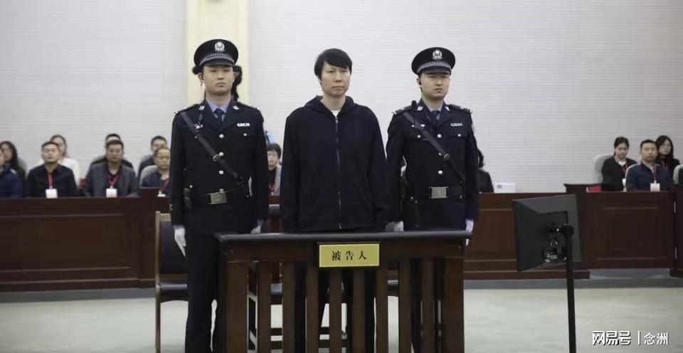 输给尼克斯4分!揪出1个表现最差之人,坑惨了马刺