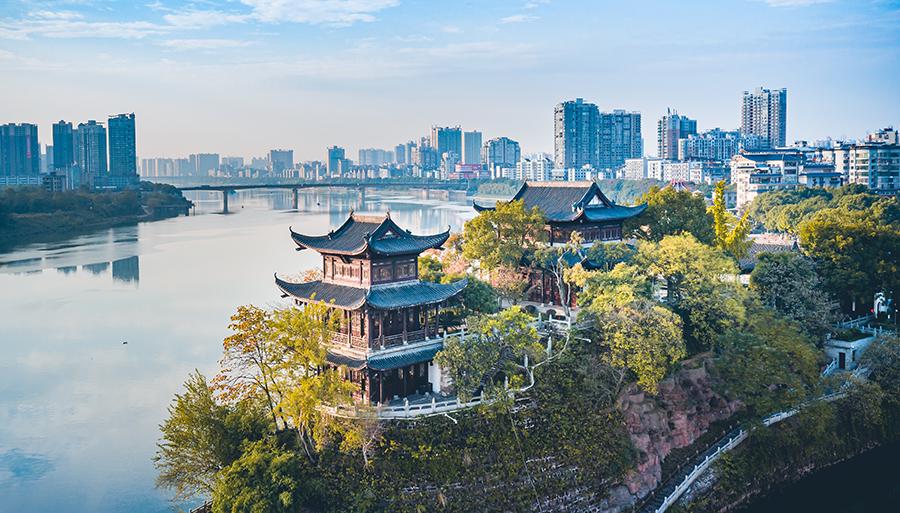 德天空：凯尔特人有意多特前锋科尔